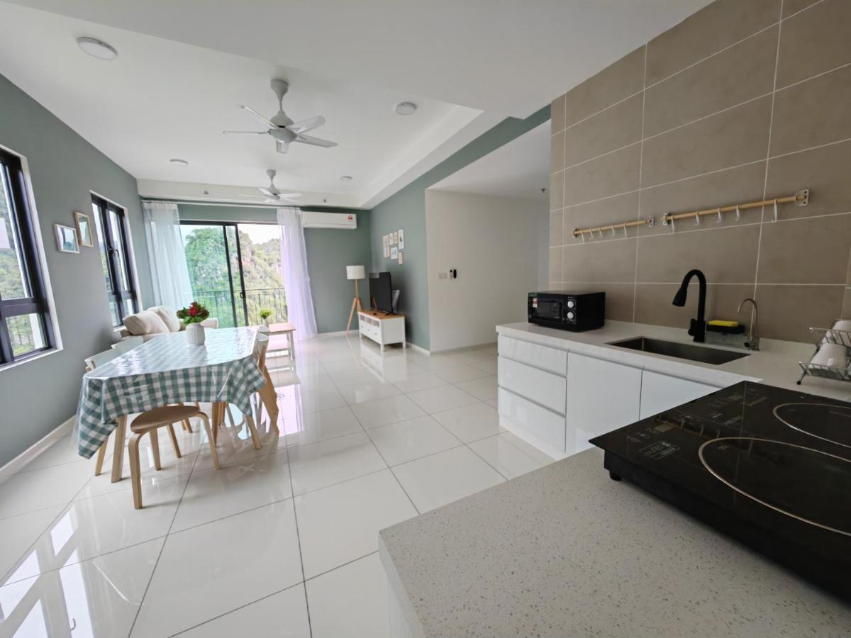 Apartment Cozy With 270 Degree Mountain And Theme Park Views Ipoh