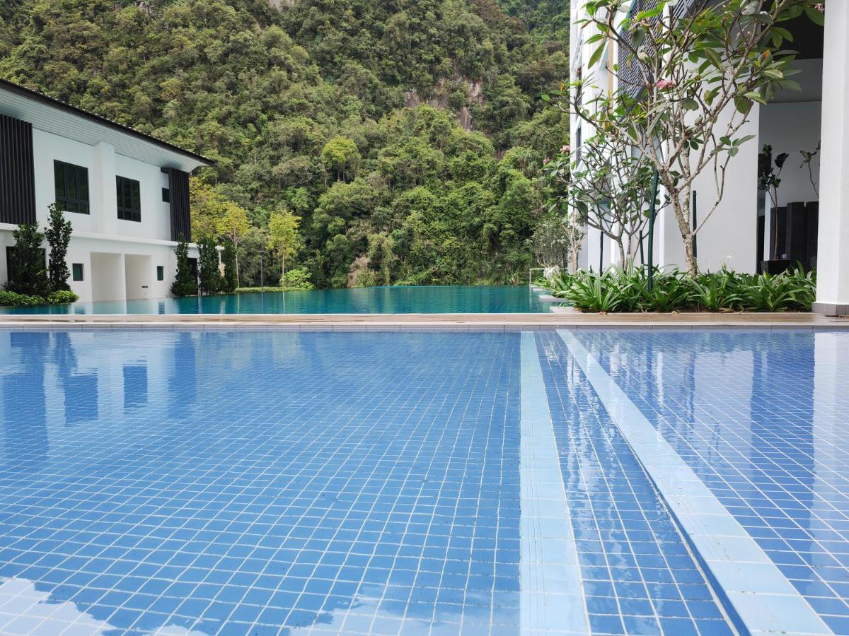 Cozy With 270 Degree Mountain And Theme Park Views Apartment Ipoh