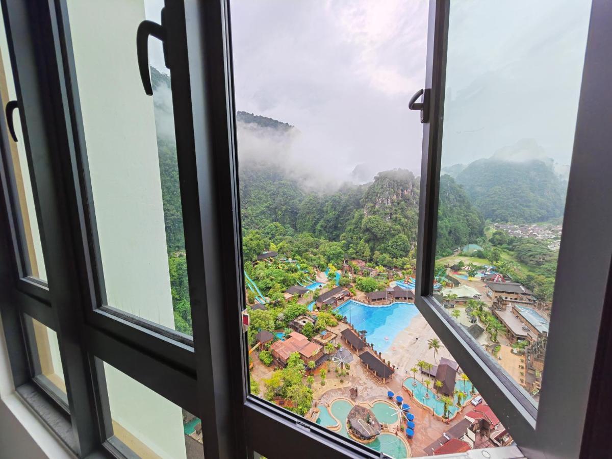 Cozy With 270 Degree Mountain And Theme Park Views Ipoh