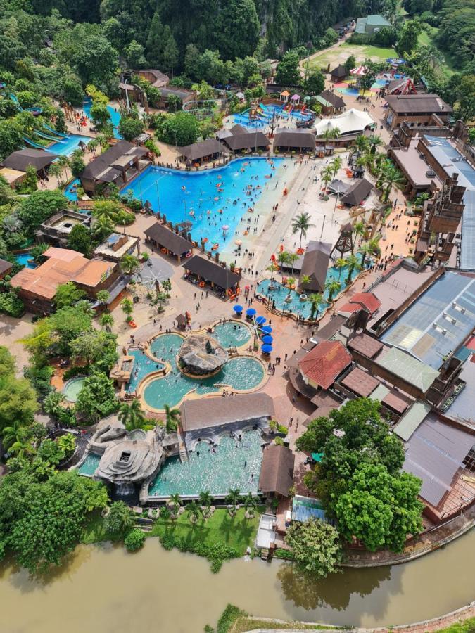 Cozy With 270 Degree Mountain And Theme Park Views Apartment Ipoh