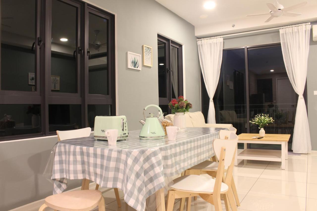 Cozy With 270 Degree Mountain And Theme Park Views Ipoh
