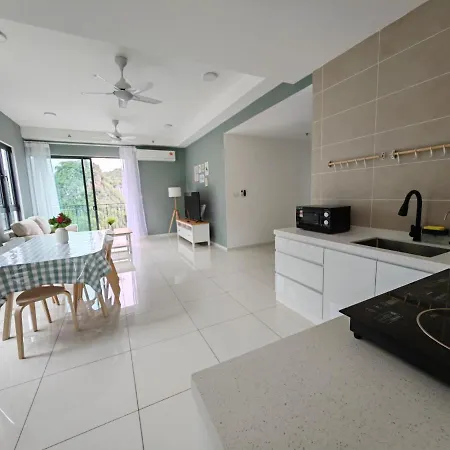 Cozy Suite With 270 Degree Mountain And Theme Park Views Ipoh Exterior photo