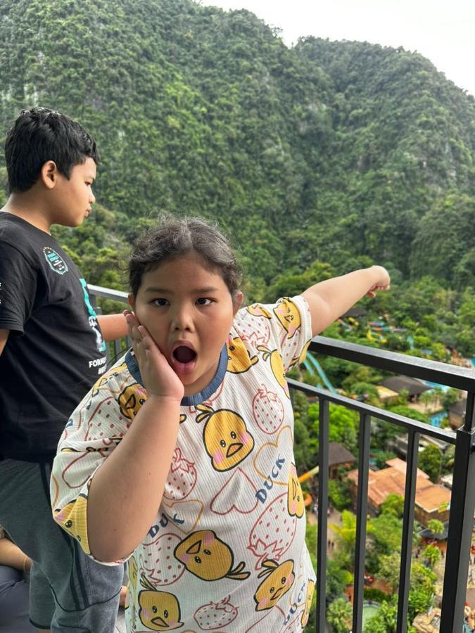 Pangsapuri Cozy With 270 Degree Mountain And Theme Park Views
